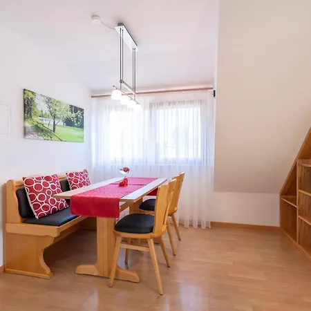 Πανσιόν Haus Hilda Fechtig Uhlingen-Birkendorf