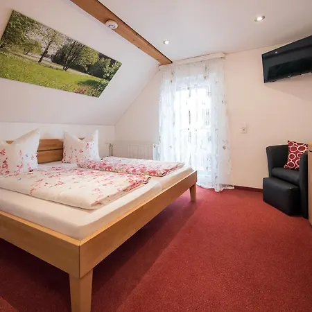 Haus Hilda Fechtig Πανσιόν Uhlingen-Birkendorf