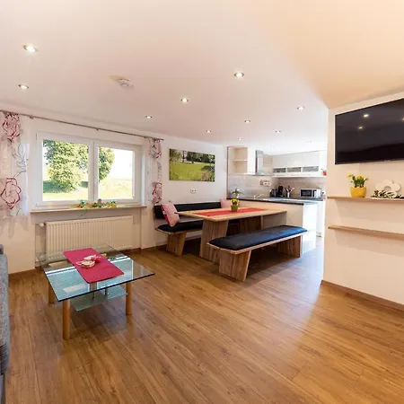 Haus Hilda Fechtig Πανσιόν Uhlingen-Birkendorf